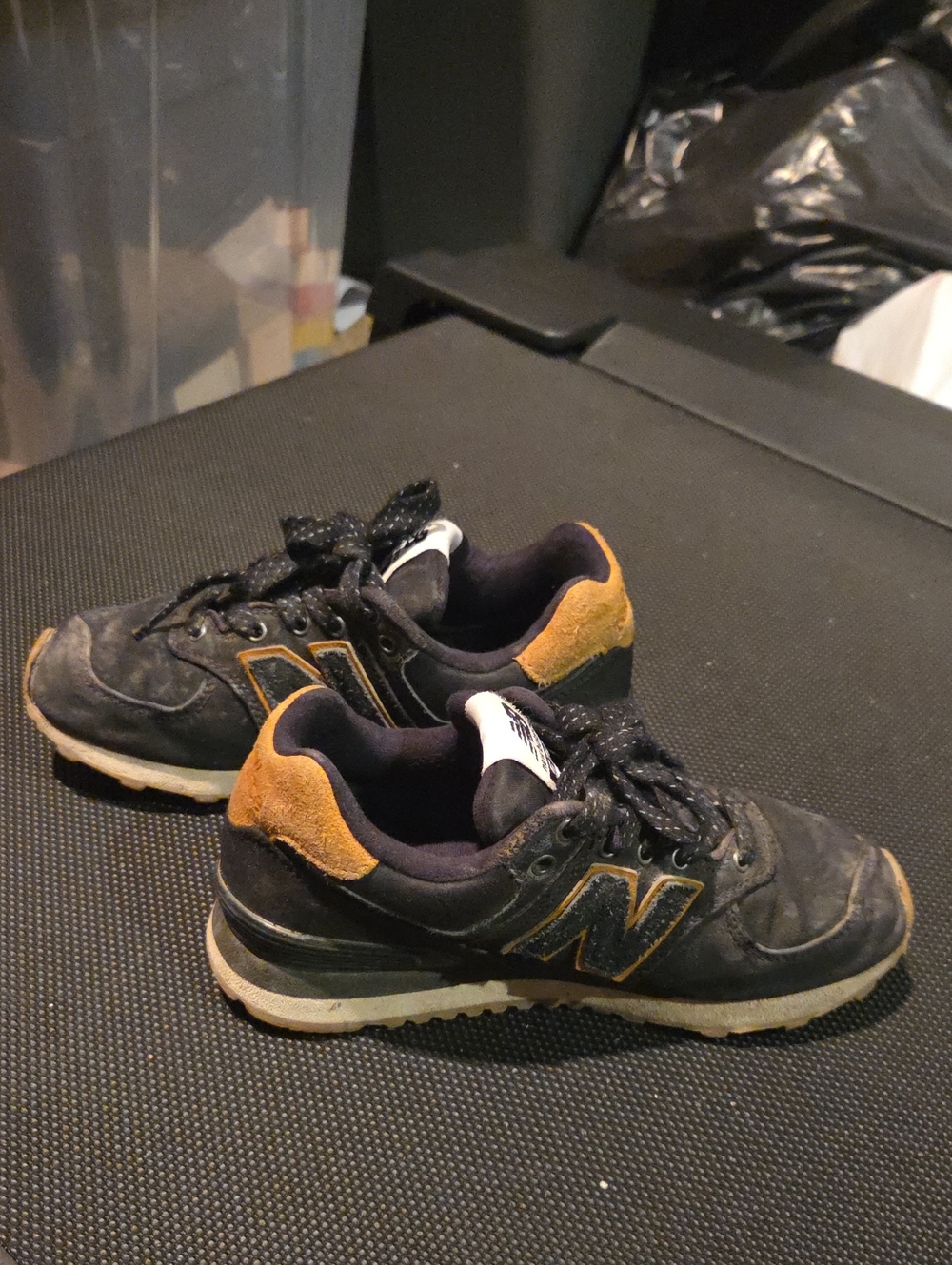 New Balance Girls's Black and Brown Accent Sneakers